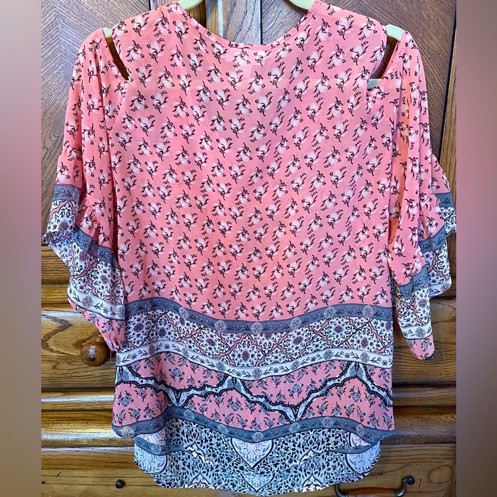 Flowy Top - Picture 2 of 7